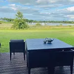 펜션 湖景度假屋lakeview Vacation 벨투르벳