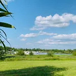 湖景度假屋lakeview Vacation *