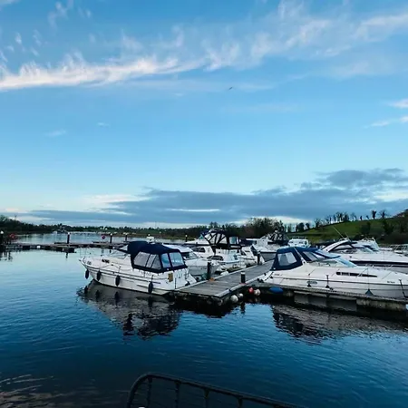 湖景度假屋lakeview Vacation *