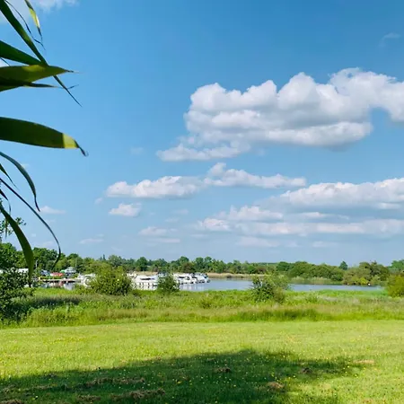 湖景度假屋lakeview Vacation *