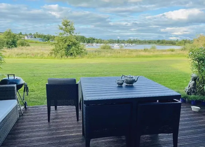 Дом отдыха 湖景度假屋lakeview Vacation Белтёрбет